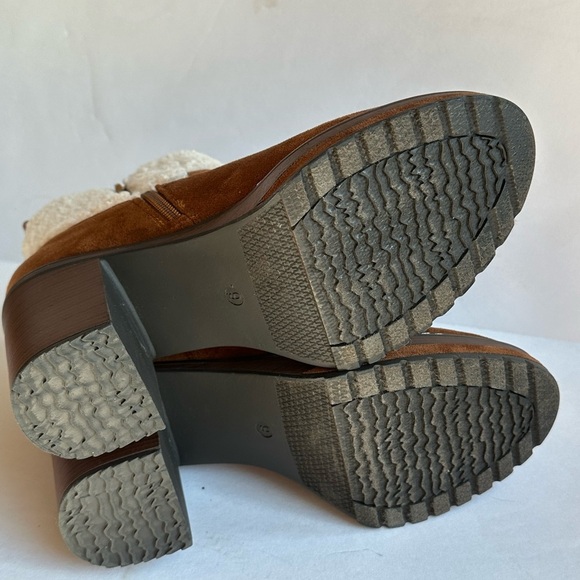 Pierre Dumas Brown Faux Suede Sherpa Trim Ankle Chunky Block Heel Boots Sz 9 - Picture 6 of 7